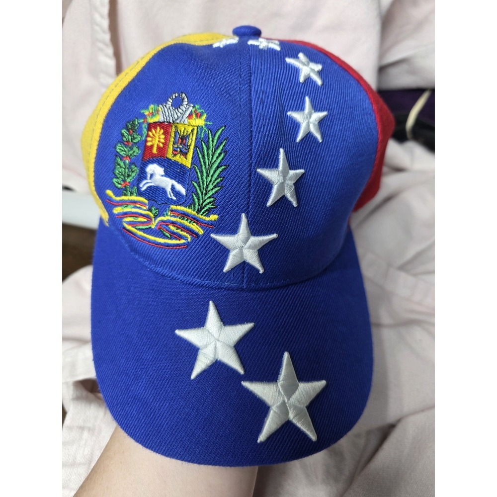 Venezuela embroidered baseball cap featuring the Venezuelan coat of arms, white